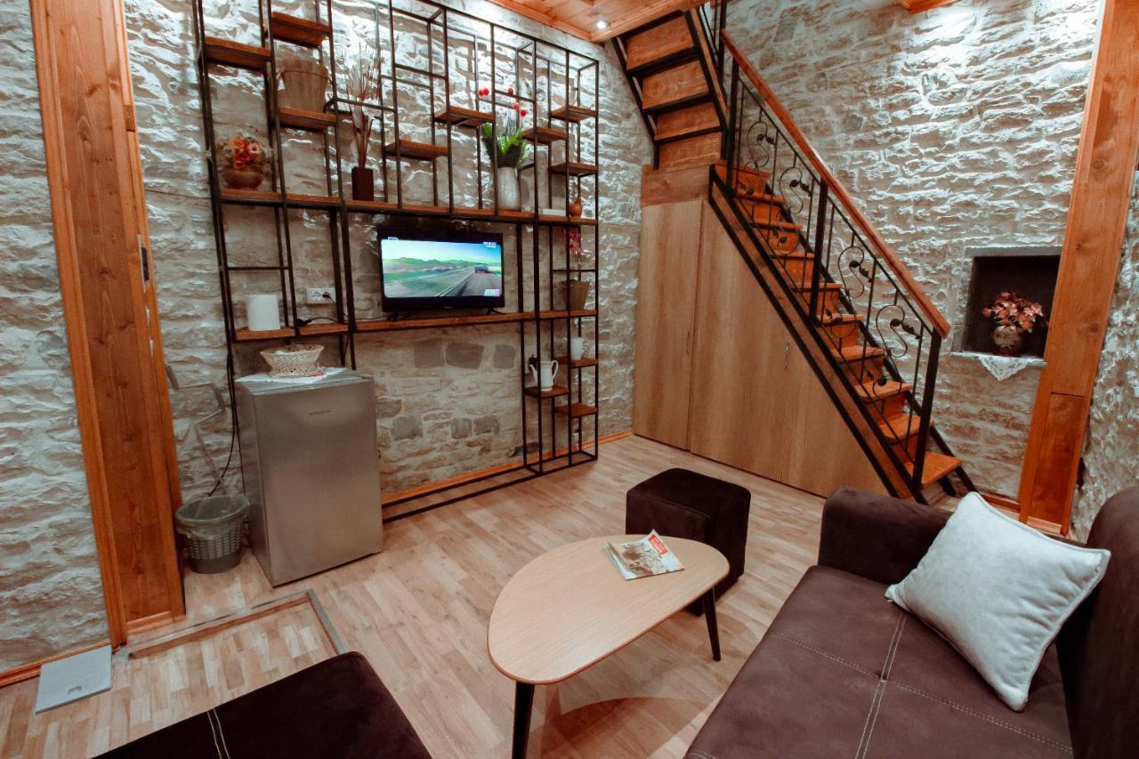 Duplex Apartment Viktoria Gjirokastër Exterior foto